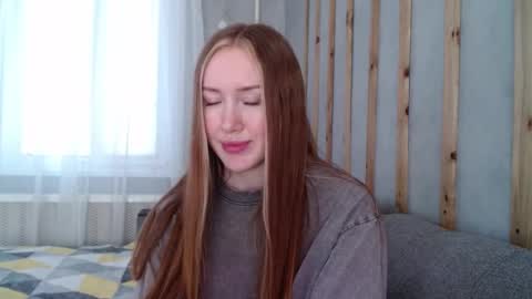 Snapshot of _marianne_ chatting on 02/27/25, 01:17 online show from 02/27/25, 01:17