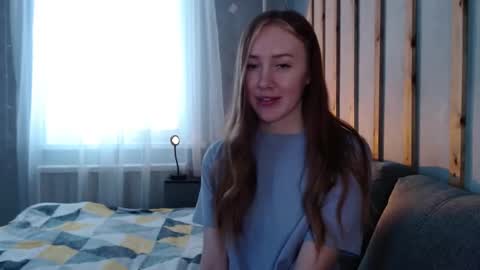 Snapshot of _marianne_ chatting on 02/28/25, 06:21 online show from 02/28/25, 06:21