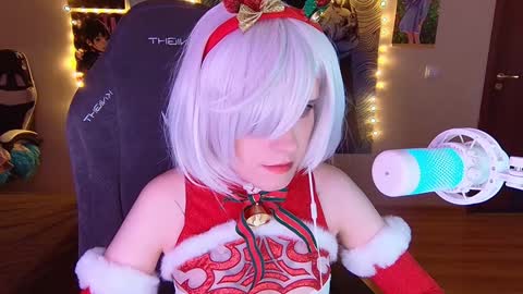 Mariko online show from 12/22/24, 02:38