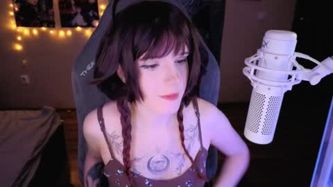 Mariko online show from 02/02/25, 03:07