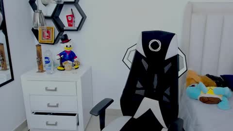 _matthew_santos_ online show from 12/20/24, 01:22