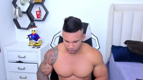 _matthew_santos_ online show from 01/20/25, 10:59