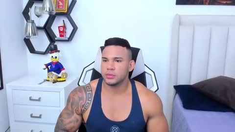 _matthew_santos_ online show from 01/27/25, 11:33