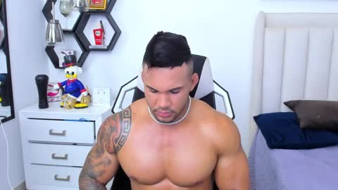 _matthew_santos_ online show from 02/05/25, 11:39