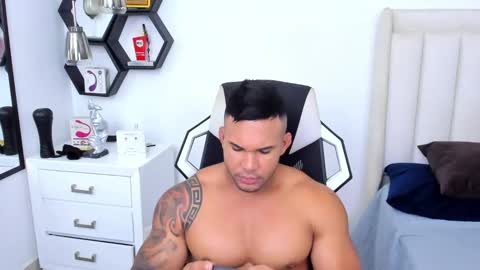 _matthew_santos_ online show from 02/28/25, 03:15