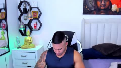 _matthew_santos_ online show from 09/14/25, 12:32