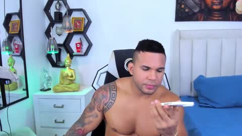 _matthew_santos_ online show from 09/30/25, 12:15