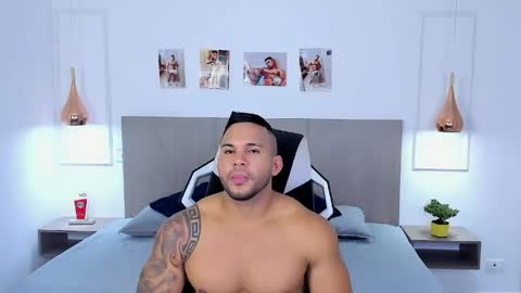 Snapshot of _matthew_santos_ chatting on 05/10/26, 12:49 _matthew_santos_ online show from 05/10/26, 12:49