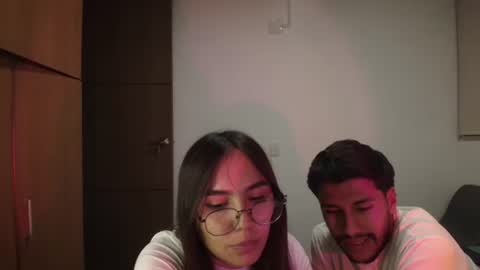 max and abby online show from 05/07/26, 01:22