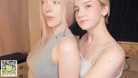 Snapshot of _medal_of_horny_ chatting on 06/24/26, 06:34 Elva and Kate online show from 06/24/26, 06:34