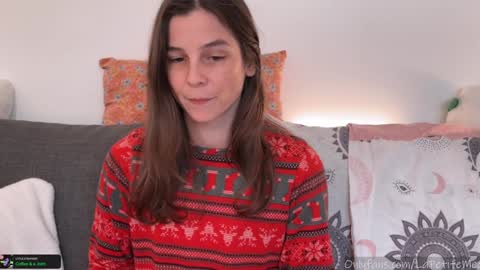 Snapshot of _meg chatting on 03/08/26, 02:54 Meg online show from 03/08/26, 02:54