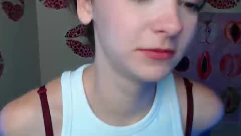 Susie online show from 10/03/25, 06:43