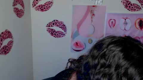 Susie online show from 01/07/26, 07:22