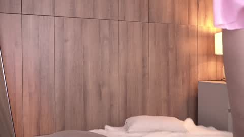     online show from 09/30/25, 06:46