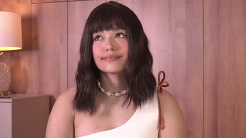     online show from 10/28/25, 08:11