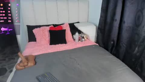 Snapshot of _merida_blue chatting on 07/16/26, 06:41 Merida independet model online show from 07/16/26, 06:41