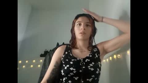 Mia-foster online show from 01/12/25, 09:40