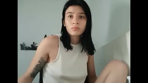 Mia-foster online show from 02/09/25, 03:32