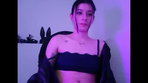 Mia-foster online show from 02/26/25, 04:25