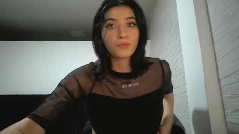 Mia-foster online show from 12/16/25, 10:26