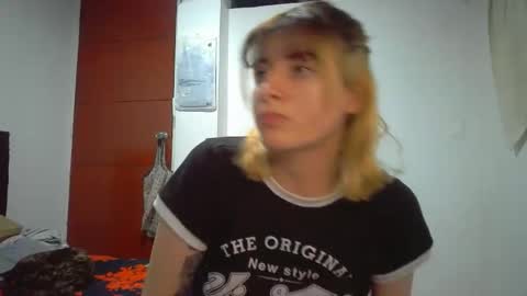 Mia-foster online show from 04/01/26, 01:39