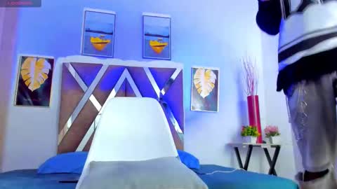 miguel tomorrow from 200 pm Colombia to 1000 pm online show from 11/30/25, 01:37