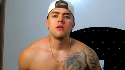 Snapshot of _mike______ chatting on 01/06/26, 05:00 _mike______ online show from 01/06/26, 05:00