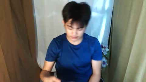 Snapshot of _mikko_moto_ chatting on 04/25/26, 06:16 _mikko_moto_ online show from 04/25/26, 06:16