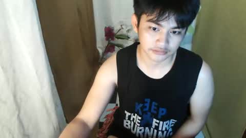 Snapshot of _mikko_moto_ chatting on 04/28/26, 05:12 _mikko_moto_ online show from 04/28/26, 05:12