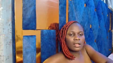 Milah online show from 11/19/25, 04:45