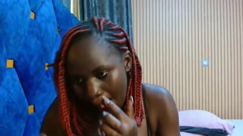 Milah online show from 11/20/25, 07:35