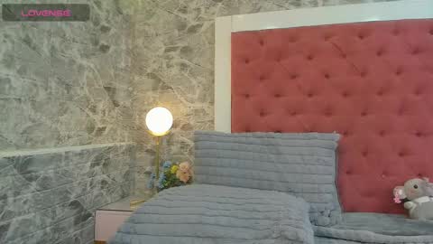 Call me Miley  online show from 11/20/25, 08:08