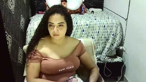 _milf_naughty online show from 11/01/25, 03:08
