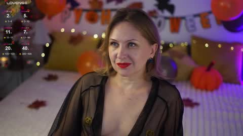 _million_dollarsmile online show from 10/25/25, 10:23