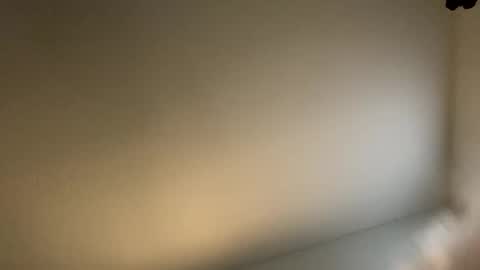 Mina online show from 02/05/25, 05:20