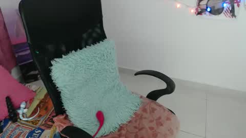 _mindy_moon online show from 02/12/26, 12:00