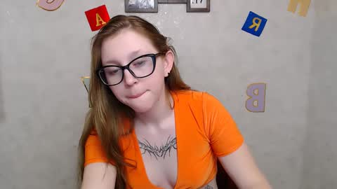 Snapshot of _miraterri_ chatting on 02/28/25, 02:53 Mira online show from 02/28/25, 02:53