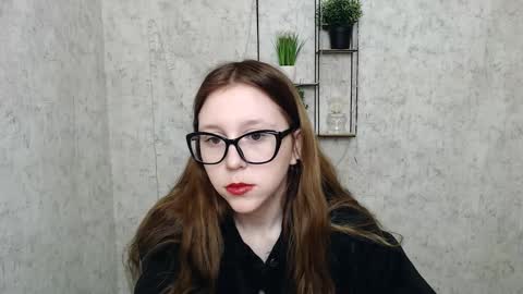 Snapshot of _miraterri_ chatting on 03/09/25, 08:40 Mira online show from 03/09/25, 08:40