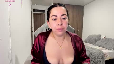 _miss_coco_ online show from 02/25/26, 12:42