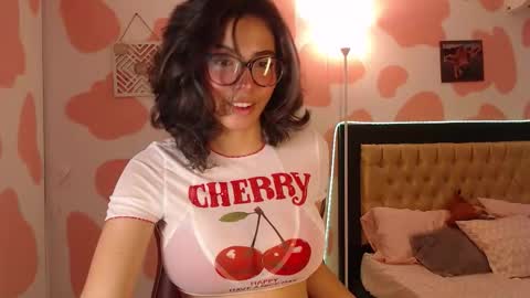 Hinata 3 online show from 09/19/25, 02:07