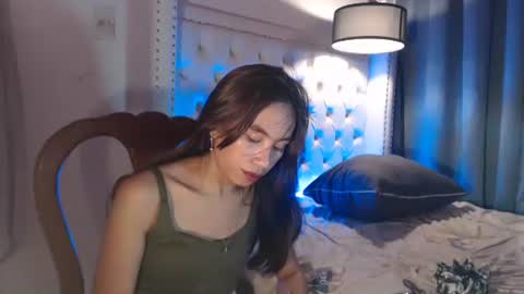 Snapshot of _miss_melody chatting on 05/13/26, 12:52 _miss_melody online show from 05/13/26, 12:52