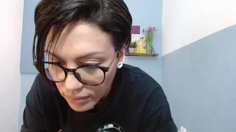 Snapshot of _miss_sakura_ chatting on 01/26/25, 07:52 Sakura online show from 01/26/25, 07:52