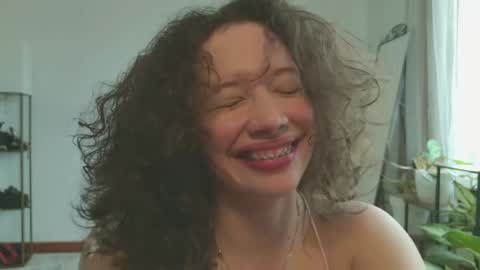 Snapshot of _missmariaa_ chatting on 06/05/26, 06:24 Mara Independent model online show from 06/05/26, 06:24