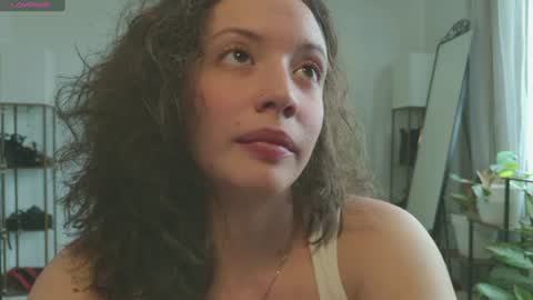 Snapshot of _missmariaa_ chatting on 06/10/26, 07:24 Mara Independent model online show from 06/10/26, 07:24