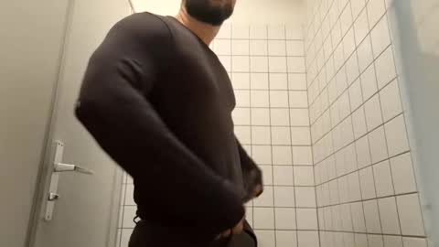 BENJI online show from 10/15/25, 07:41