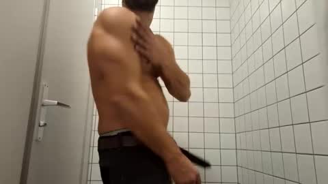 BENJI online show from 10/28/25, 02:20