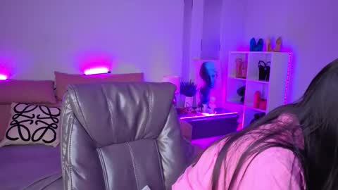  MIURA  online show from 12/01/25, 12:37