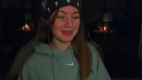 Snapshot of _modestmouse chatting on 01/15/26, 03:22 mouse online show from 01/15/26, 03:22