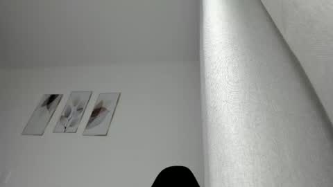 _molly_rosse_ online show from 05/21/26, 12:01