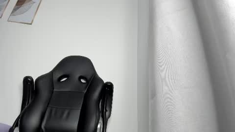_molly_rosse_ online show from 07/03/26, 12:00